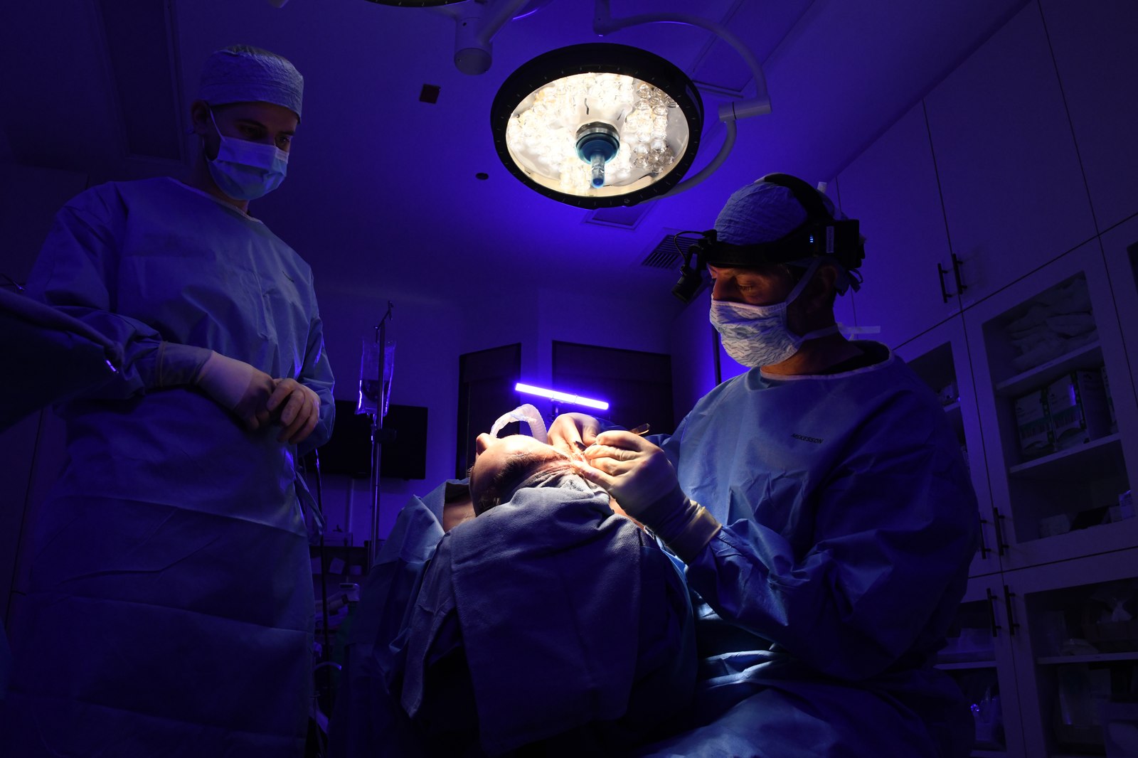 Minimally Invasive Spine Surgery